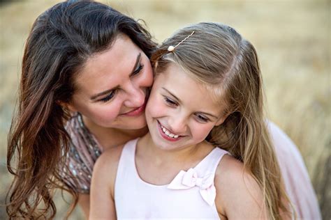 mother and daughter lesbian|A Mom Proves Shes OK With Her Lesbian Daughter in